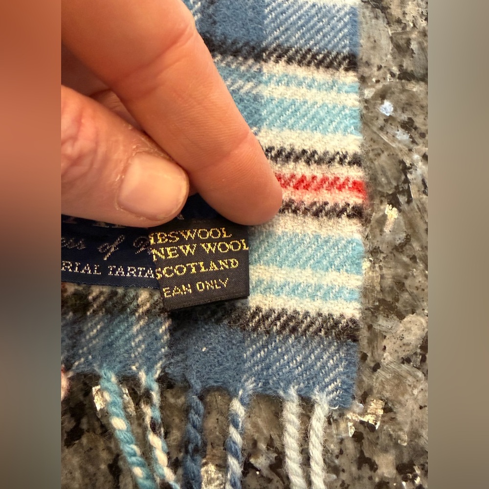 Diana Princess of Wales Tartan Cashmere Scarf 100% Pure Lambs Wool Blue red - Picture 3 of 5